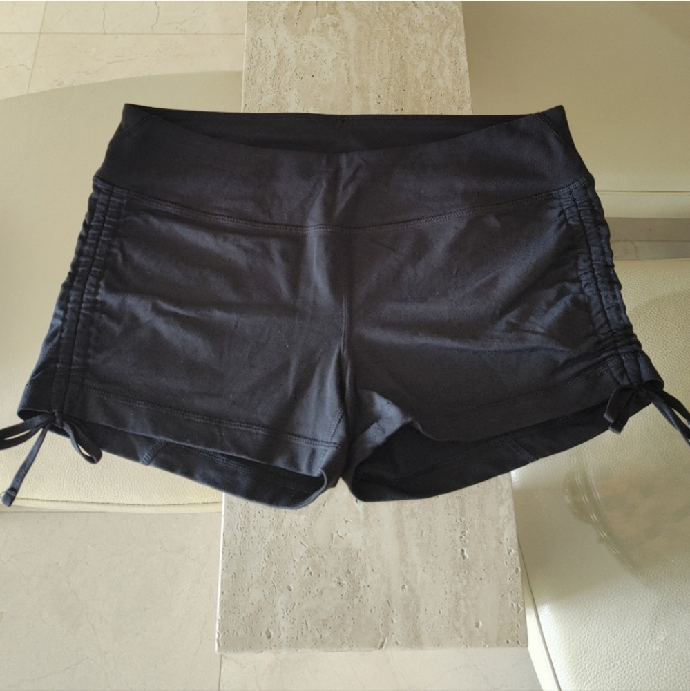GapFit Cinched Side Tie Active Shorts - Black - XS